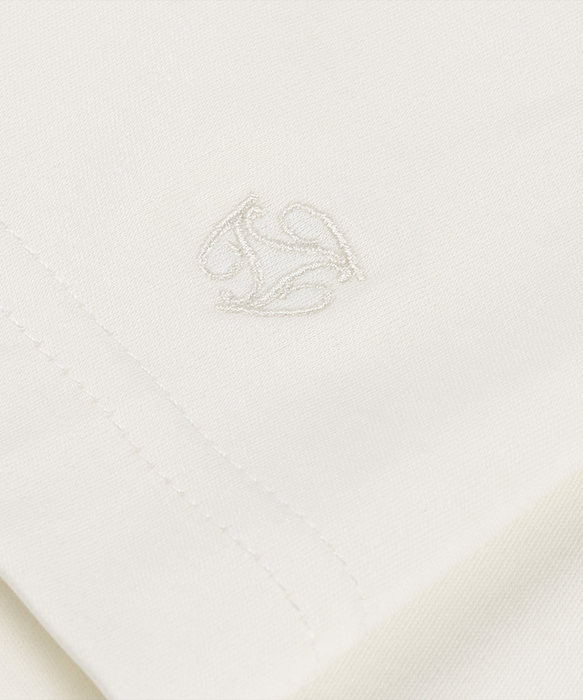 Regular T-Shirt | Off-White
