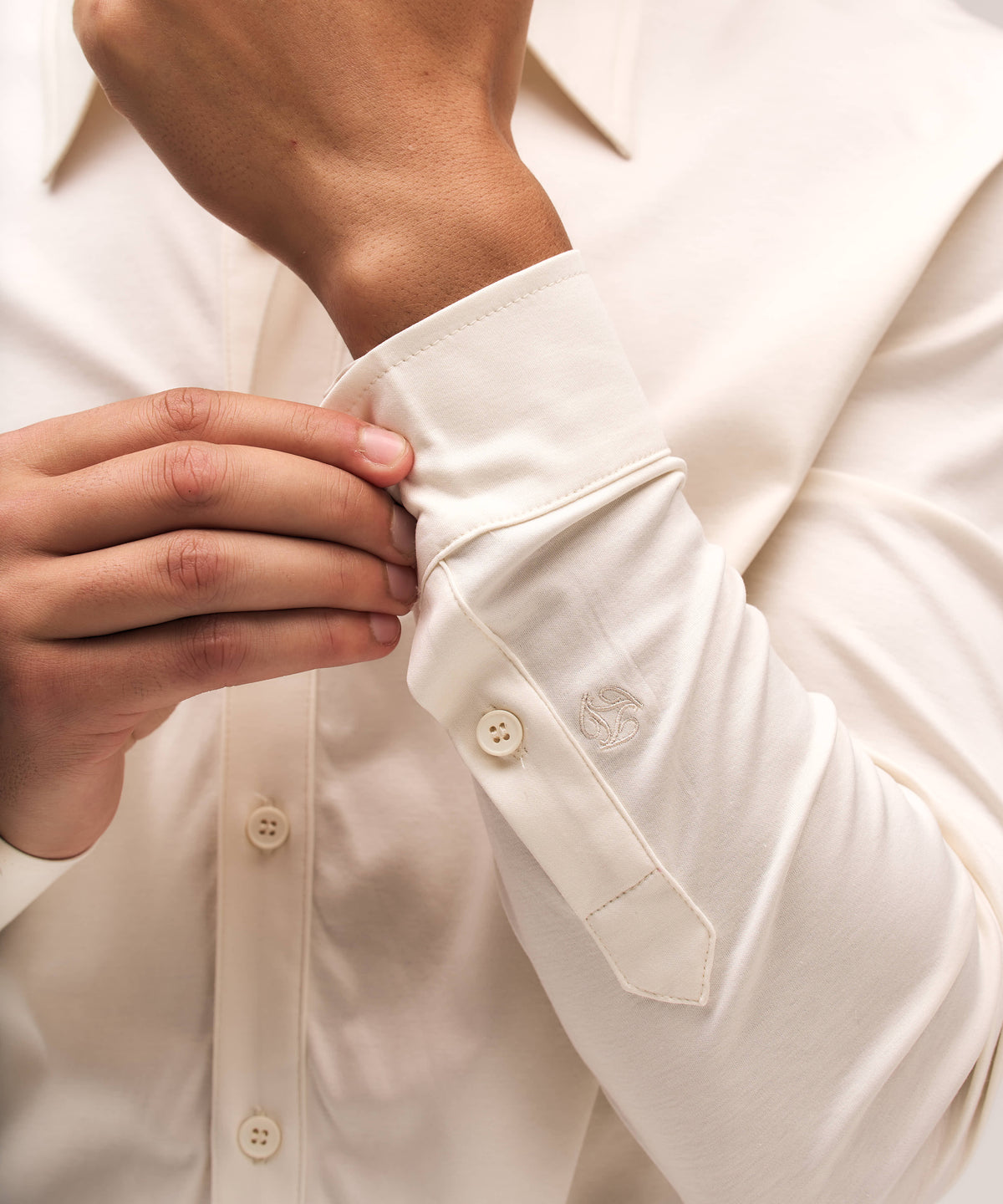 Buttoned Longsleeve Polo | Off-White