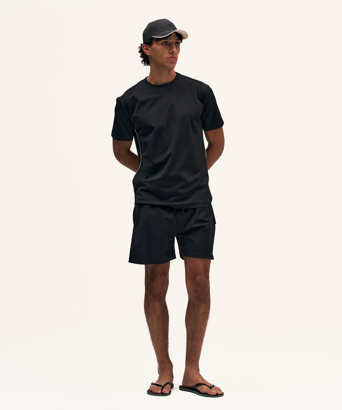 Travel T-Shirt Piped | Black