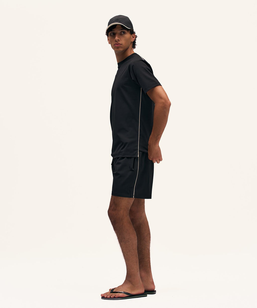 Travel T-Shirt Piped | Black