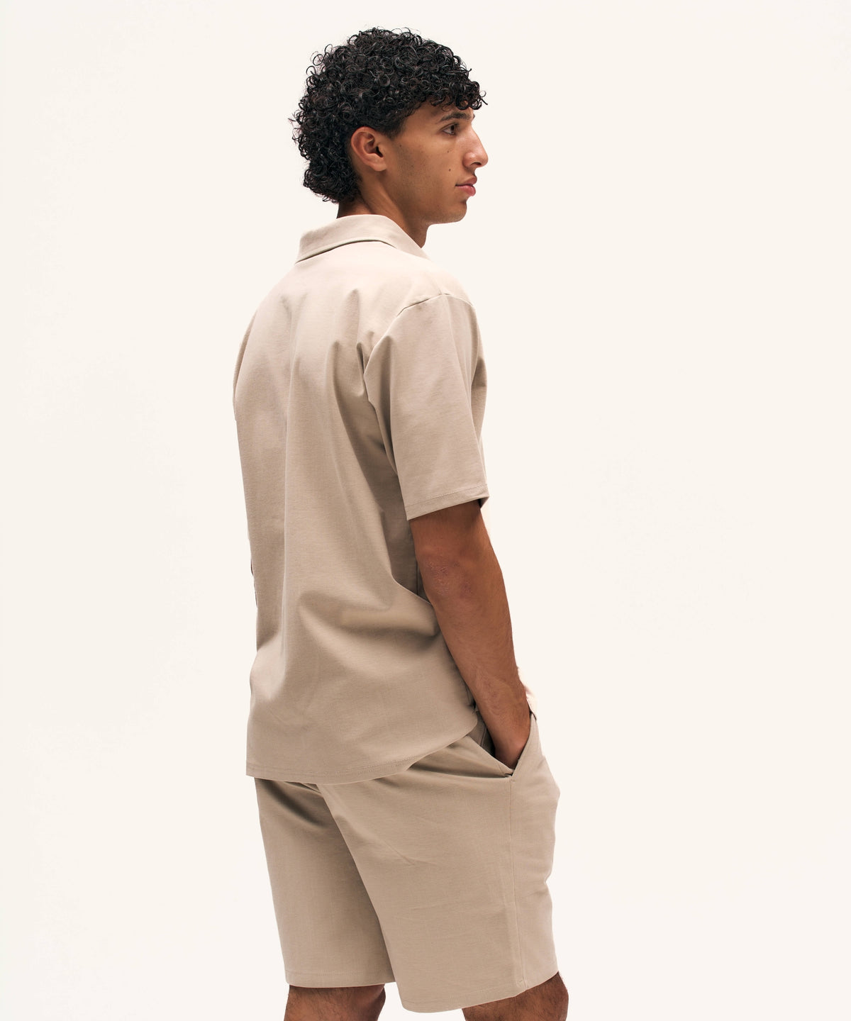 Riviera Buttoned Polo | Beige