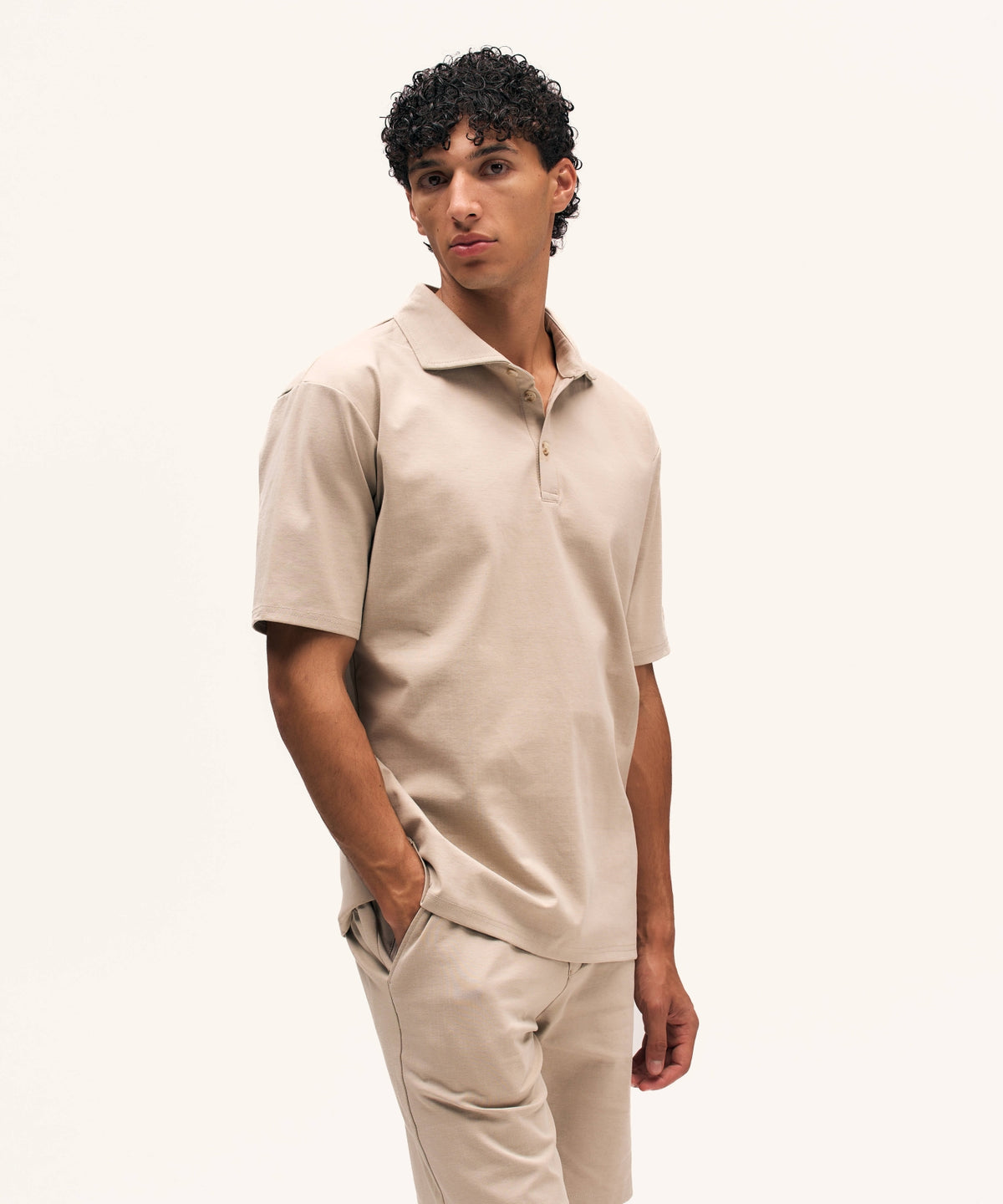 Riviera Buttoned Polo | Beige