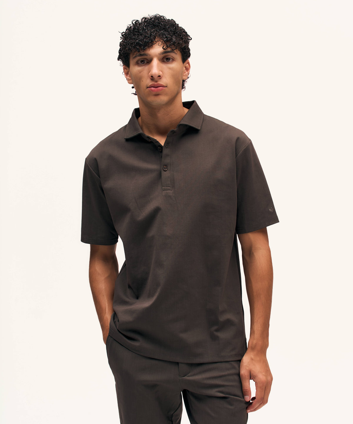 Riviera Buttoned Polo | Brown